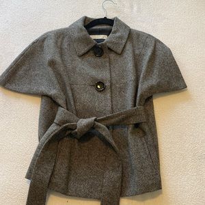 Michael Kors jacket. No size listed. Estimate size small or 4-6. Lined. Pockets.